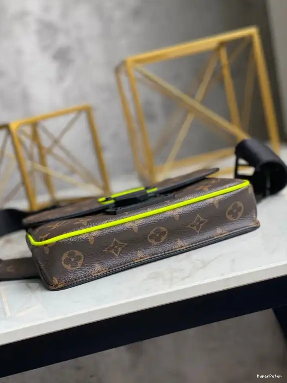 S LOCK VUITTON LOUIS BAG SLING 0626